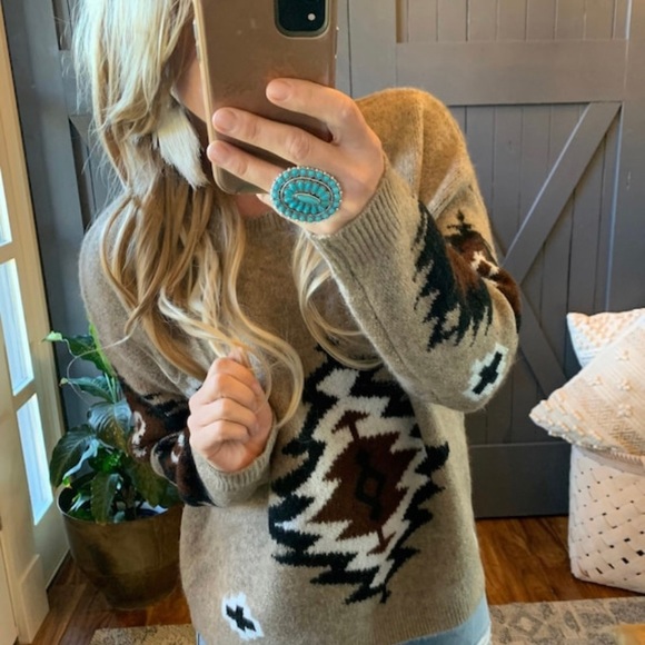 New Western Yellowstone Tribal Aztec Printed Pullover Crew Neck Sweater - Picture 3 of 9